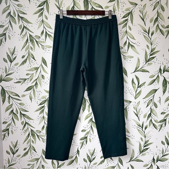 Paisie Cotton Ankle Trousers. Green. Size 6 (UK Size 10). - Picture 3 of 8